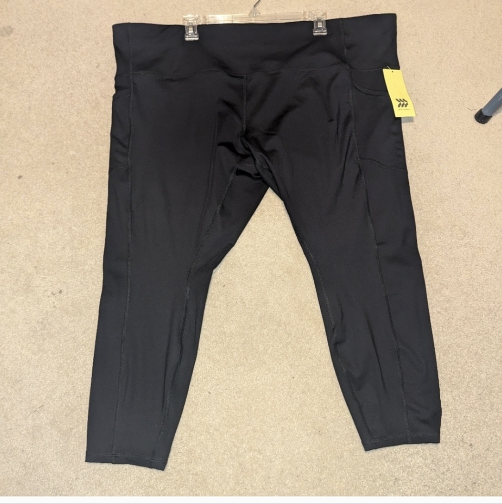 Nwt All In Motion Leggings Black